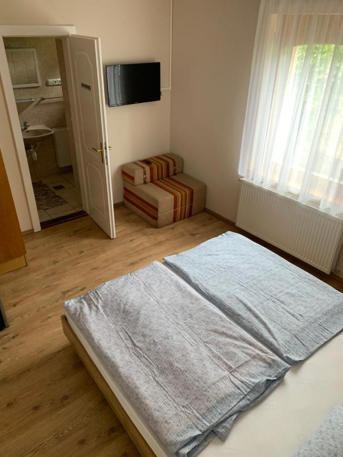 Zsuzsa Apartman Hajdúszoboszló المظهر الخارجي الصورة