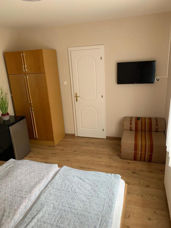 Zsuzsa Apartman Hajdúszoboszló المظهر الخارجي الصورة