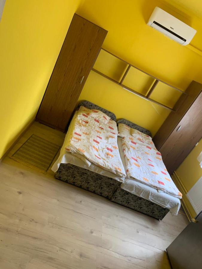 Zsuzsa Apartman Hajdúszoboszló المظهر الخارجي الصورة