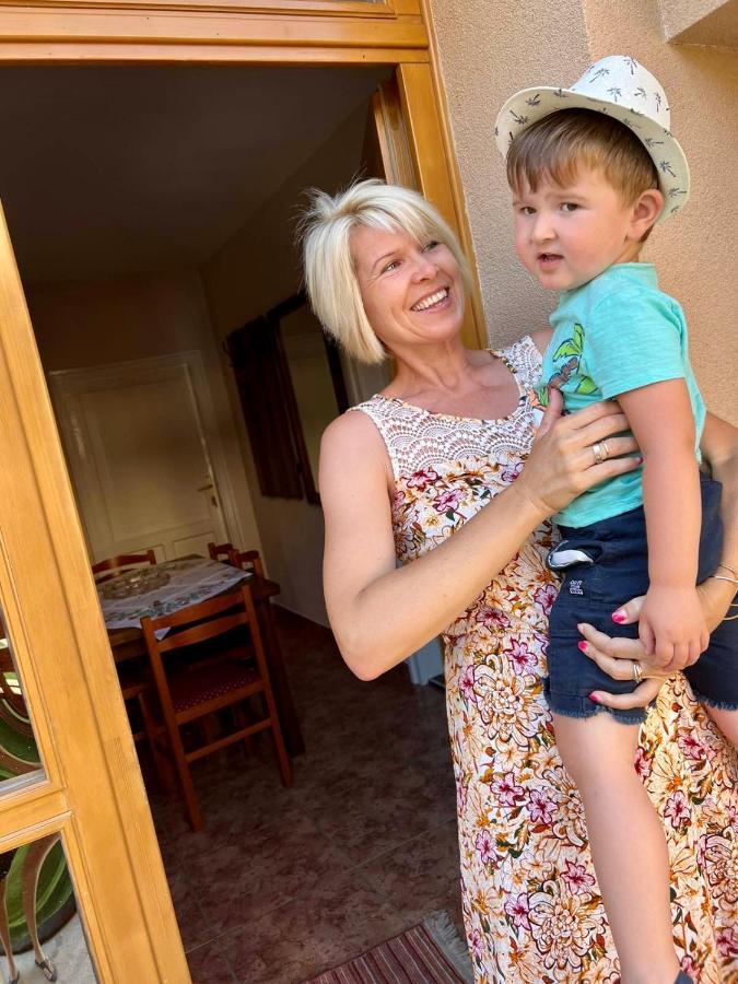 Zsuzsa Apartman Hajdúszoboszló المظهر الخارجي الصورة